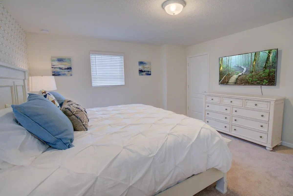 Spacious 6Bed 4 5Bath - By Disney No Resort Fees Davenport Villa